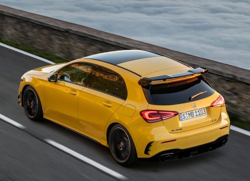 Фотография Mercedes-AMG A35